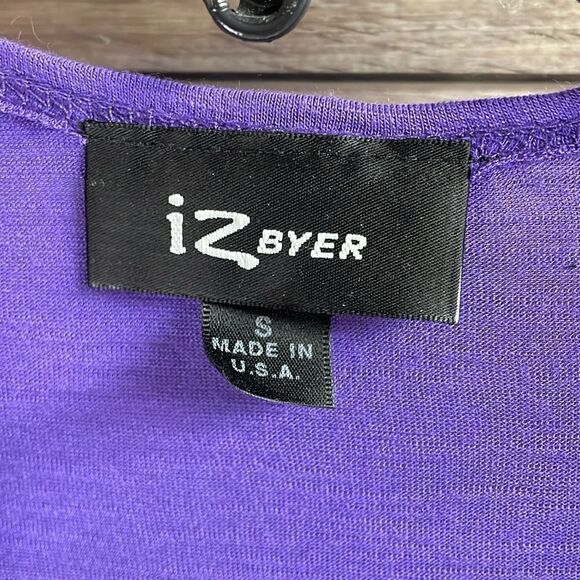 IZ Byer Ladies Cardigan,Size Small,Purple with Crocheted Trim, NWT New with Tags - Picture 5 of 6